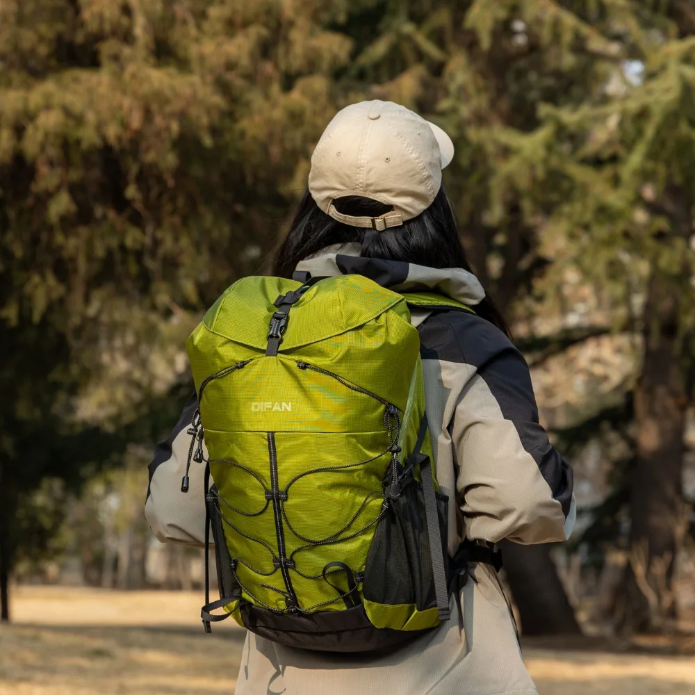 Sports Bag Mountaineering 30L Outdoor Travel Backpack Outdoor Hiking Backpack Travel Bag Large Capacity Lightweight Gym Bag