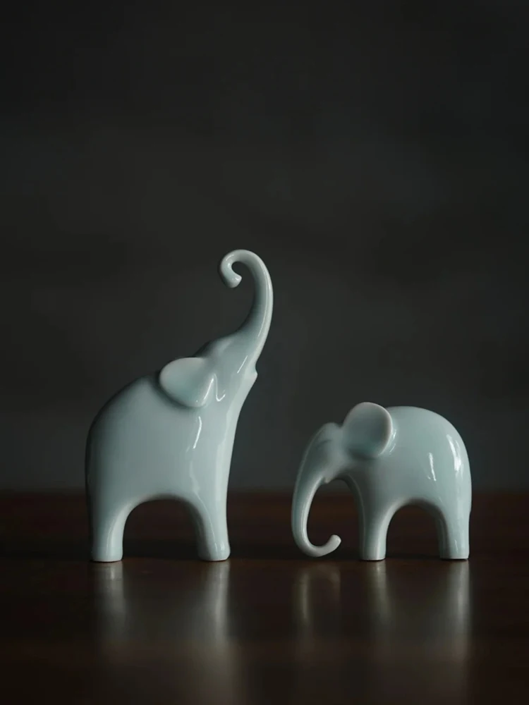 Jingdezhen Ceramic Elephant Figurine Office TV Cabinet Decorative Accessory Moving Gift Simple Style Sculpture for All Spaces