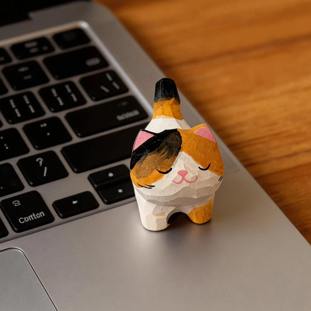Hand Carved Wooden Calico Cat Figurine Cute Hand-Painted Kitten Statue Mini Desk Decor Ornament Gift Cat Lover Collectible Wood