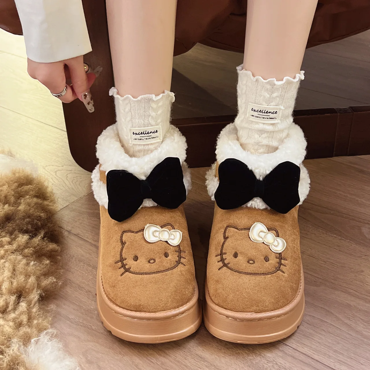 Sanrio Hello Kitty Girls Winter Boot Plush Snow Boots Warm Non-Slip Sneaker Cute Warm Cotton Shoes Kawaii Outdoor Short Boot