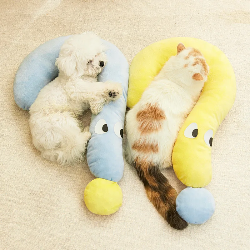 

Pet small pillow fashionable neck protector deep sleep puppy and kitten sleeping pillow dog and cat sleeping pad Pet Supplie