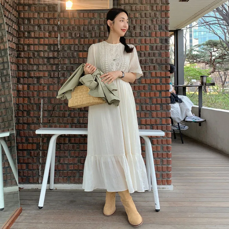 Vestido E de Verão com Design de Bordado em Renda Longa, Estilo Solto até o Joelho, Decote Redondo, Bordado Pesado par...