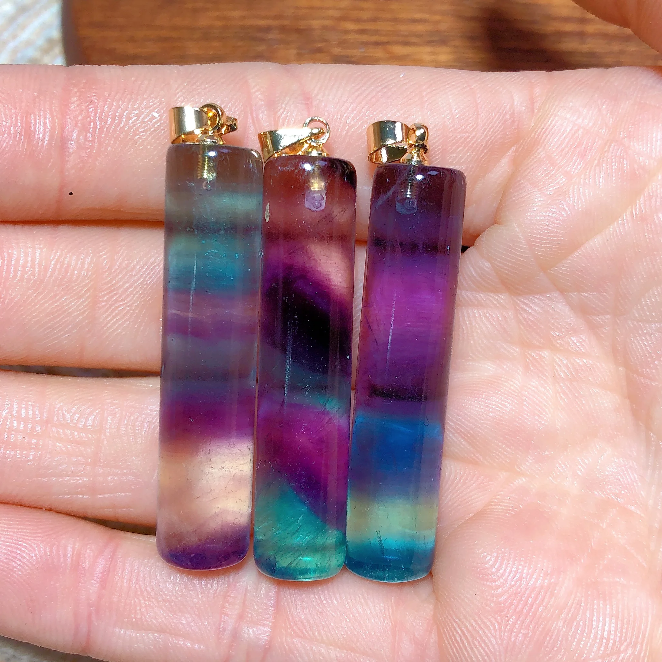 

Natural Fluorite Colorful Pendant Gemstone Scintillating Prismatic Chain Beauty Healing Family Gift Jewelry