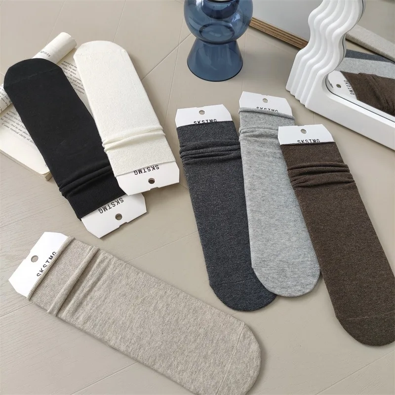 

6 pairs of autumn women's simple comfortable breathable cotton socks solid color sweat absorbing odor proof mid tube socks