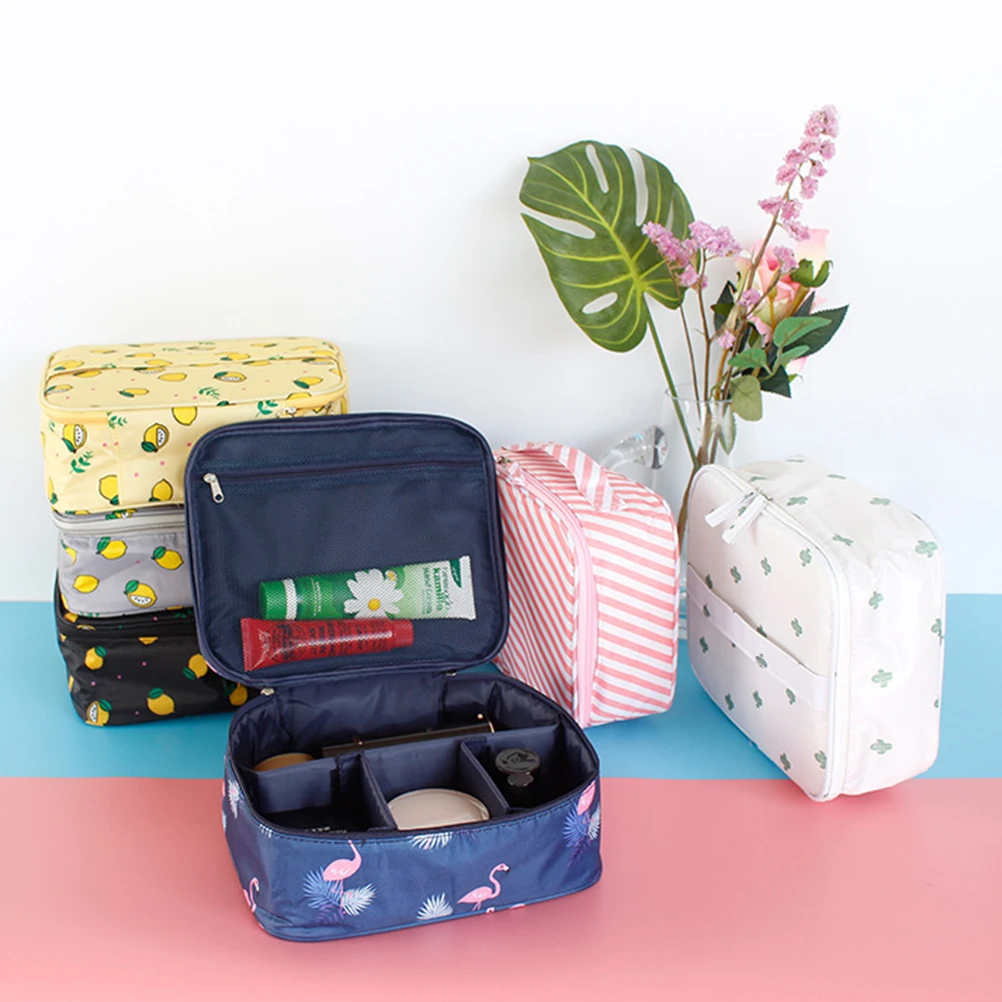

Exquisite Cactus Patterned Thickened Makeup Bag Portable Pouch Large Capacity Travel Accessories