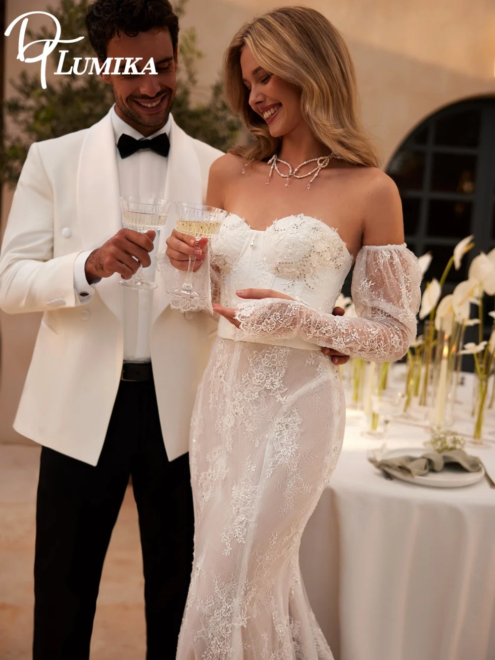 

Romantic Lace Outdoor Wedding Dress 2026 Elegant Sweetheart Lawn Bridal Gown Classic Appliqué Floor-Length Dress Customized