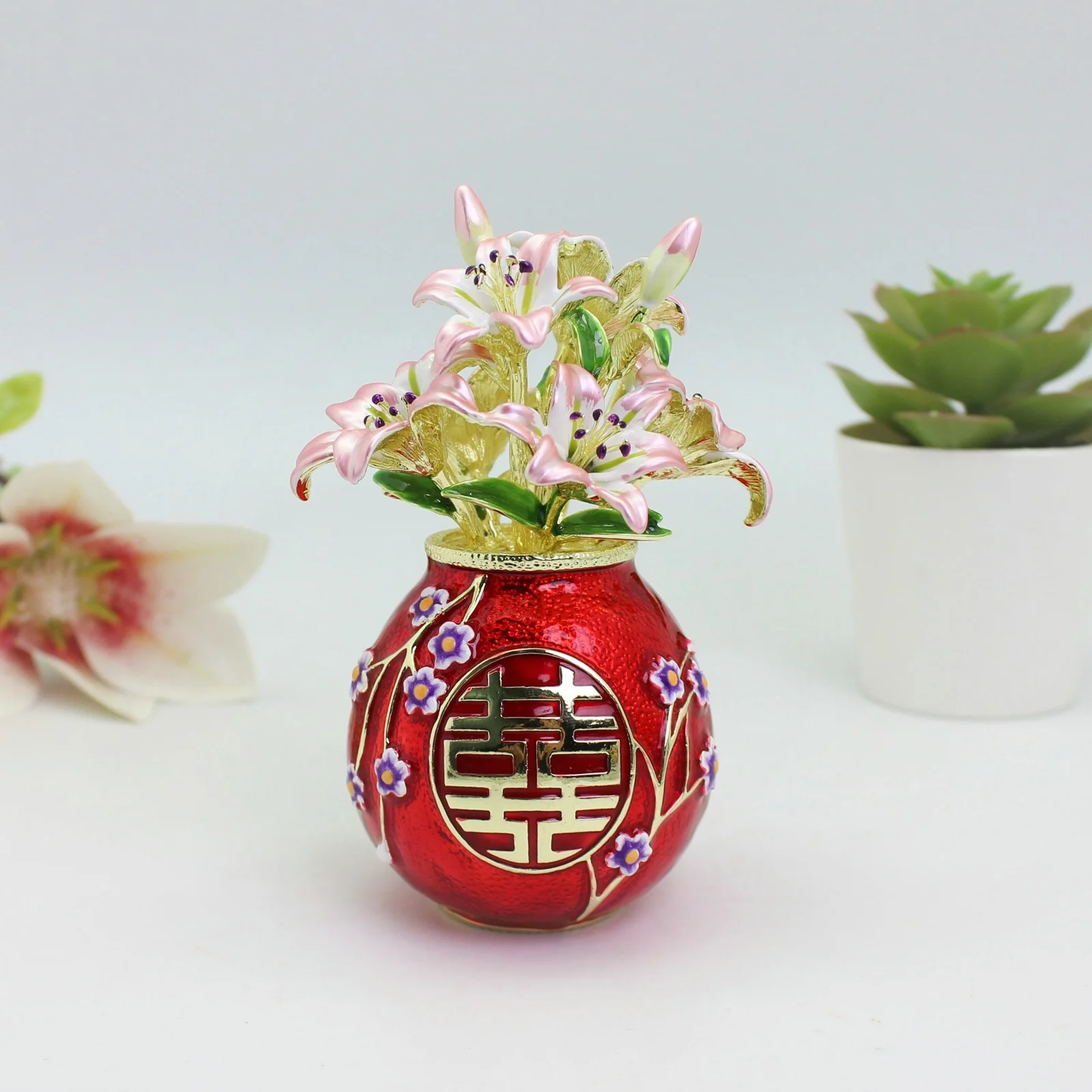SHINNYGIFTS Lily Vase Enameled Decorative Box Flower Ornamental Boxes for Wedding Theme Decoration Wedding Return Gift