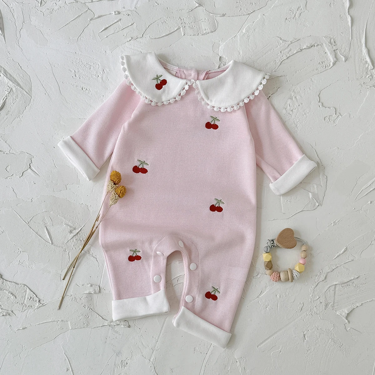 Sweet Cherry Embroidery Baby R - Baby Nursery Embroidery 评论和价格