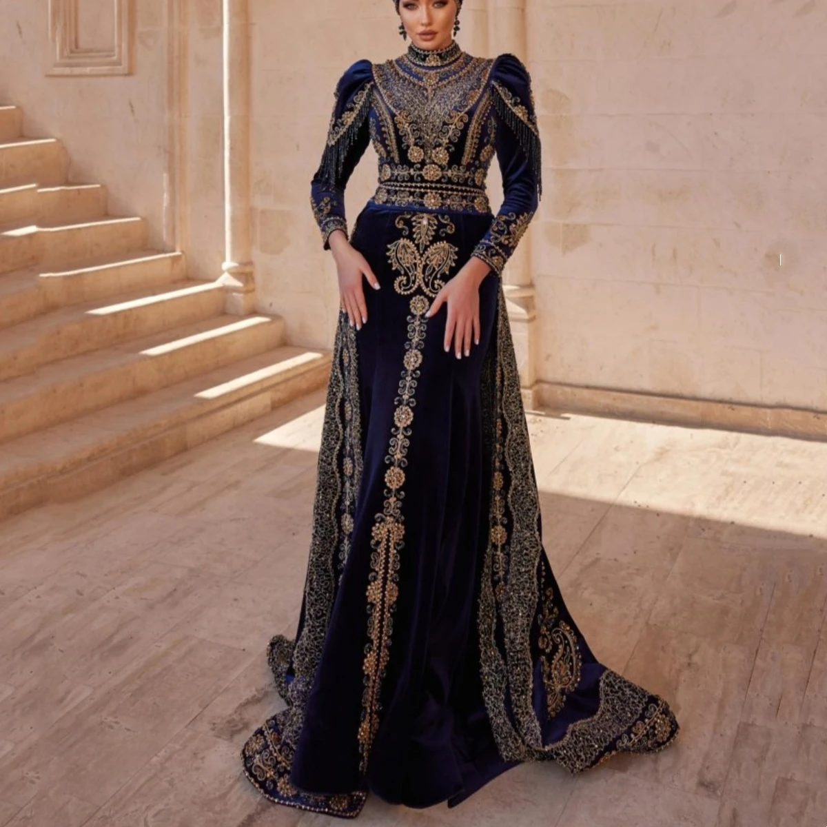 High Neck Arabic Sultan Evening Dress Long Sleeve Gold Appliques Princess Customized Gown Formal فساتين السهرة Vestidos De Gala