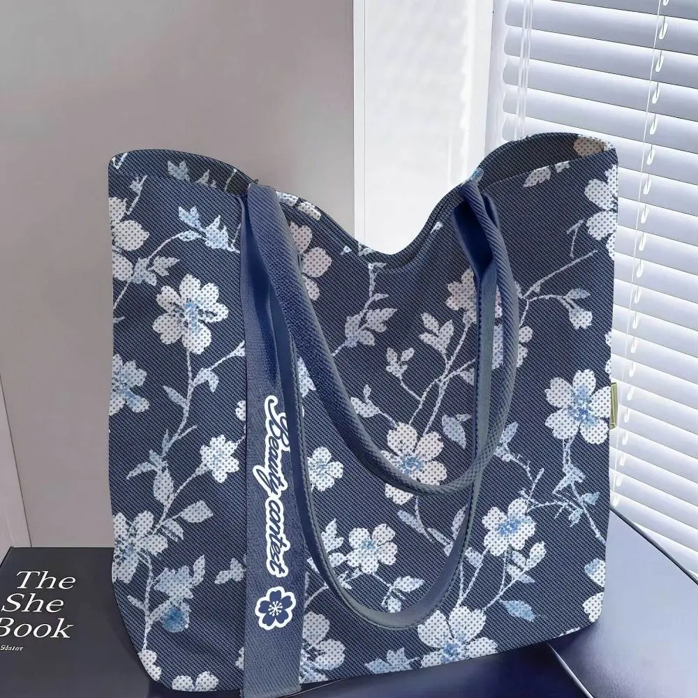 Durable Striped Floral Pattern Canvas Bag Large Capacity Lightweight Shoulder Bag Reusable Versatile Tote Bag Students and Women