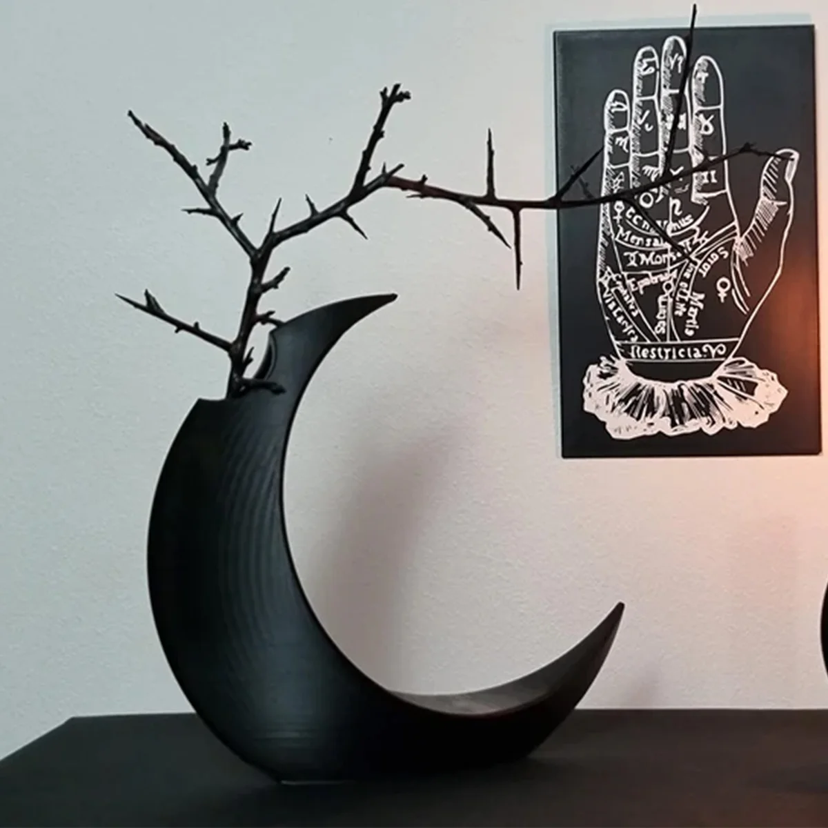 Gothic Moon Vase 3D Printed Dark Style Decorative Ornament for Dried Flowers, Perfect for Halloween, Wedding Gifts,Home Accents