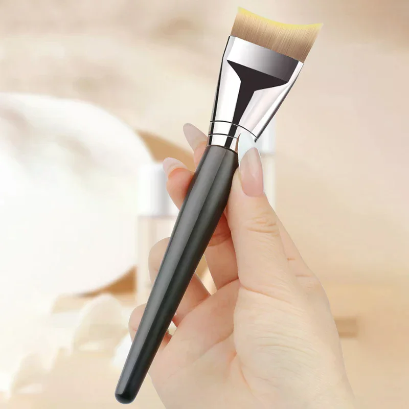 Pennello per fondotinta a mezzaluna ultra sottile Pennello per contorno viso leggero Pennello per contorno con manico in legno Strumento per fondotinta misto