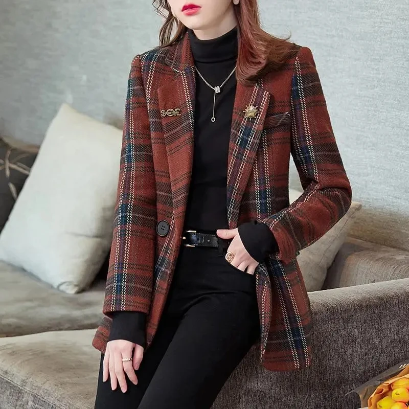 

Профессиональный пиджак в красную клетку, женская одежда, новинка 2025, осень-зима, повседневный костюм в корейском стиле, топ, женские короткие пиджаки