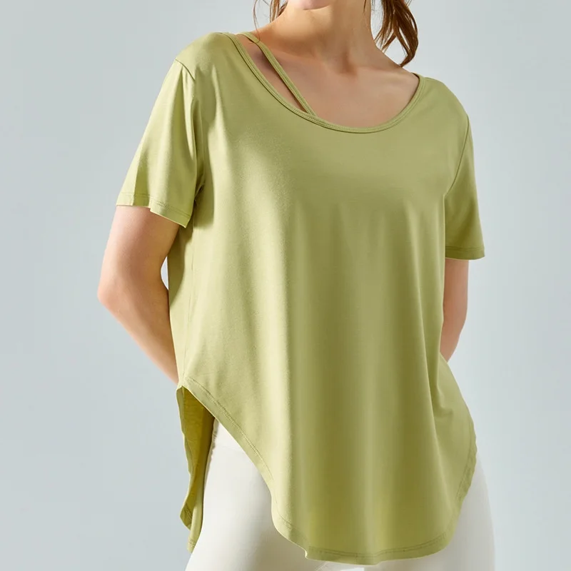 T-shirt de yoga à manches courtes pour femmes, col rond, sangle oblique, ample, avec ourlet incurvé, zone triangulaire, haut smock, logo de la marque