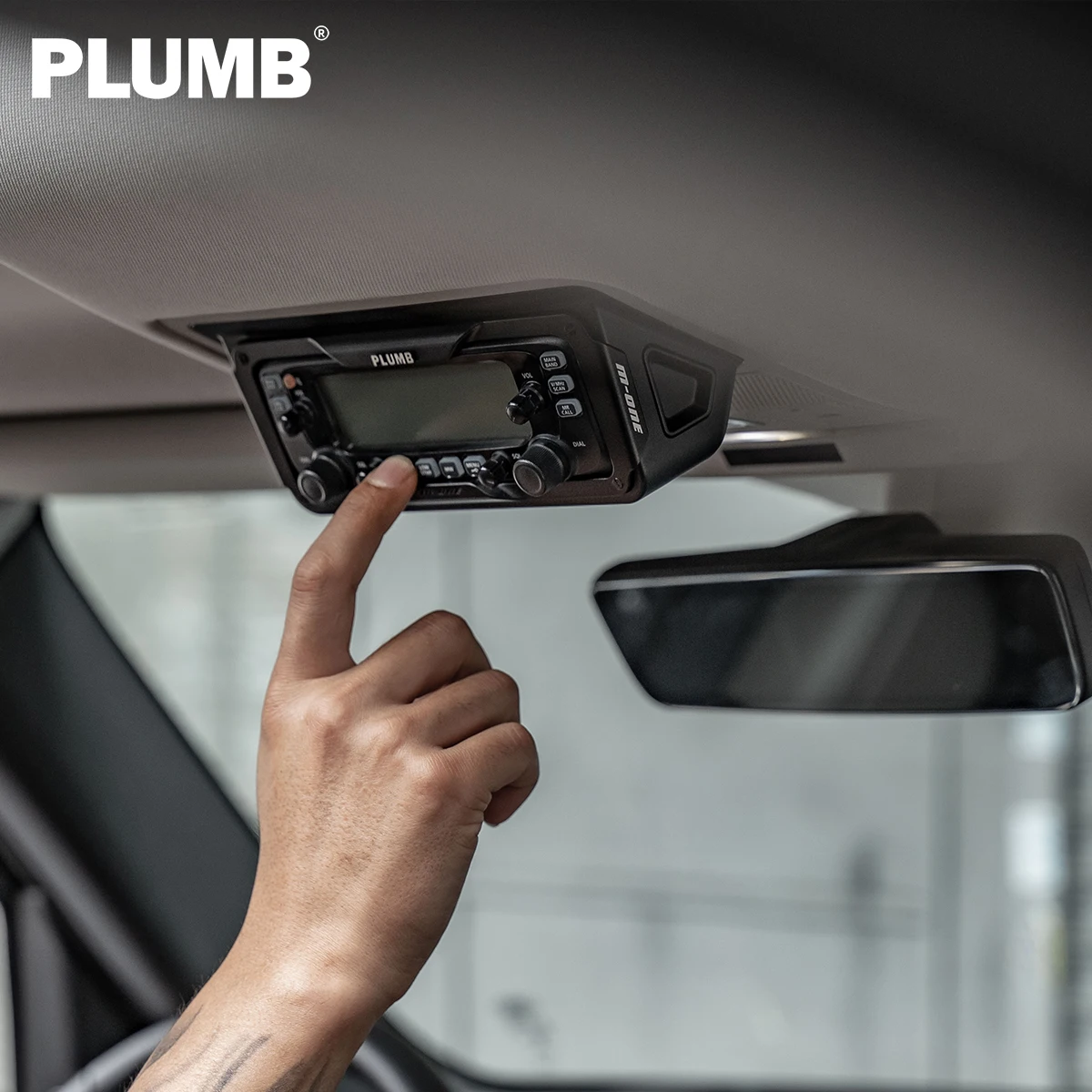 PLUMB Radio Transceiver Mount - Compatible with ICOM2730/YAESU (7900/8900/6000R) - For Land Rover Defender 90/110/130