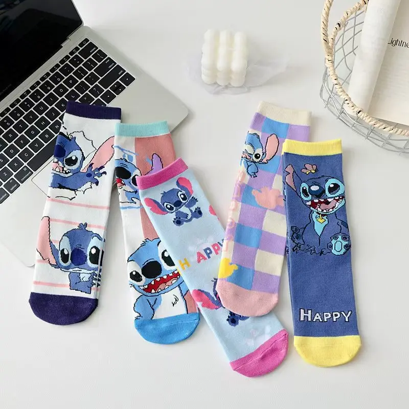 

Kawaii милые хлопковые носки Disney Stitch, носки средней длины, цветные модные впитывающие пот дышащие носки с героями мультфильмов, рождественский подарок для девочек