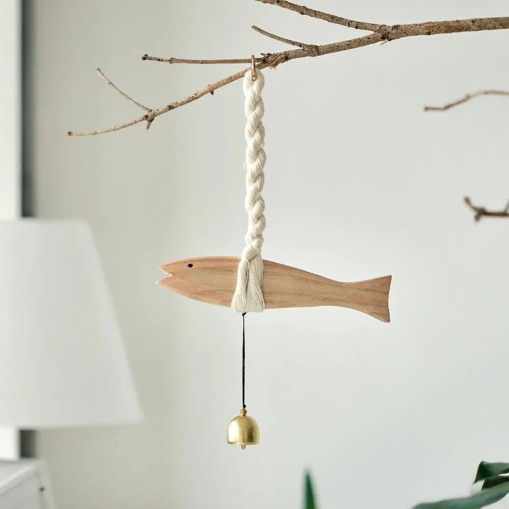 Campana de Puerta de Madera Hecha a Mano con Forma de Pez, Decoración Rústica Ligera para Pared, Campanas de Puerta con Pez Tallado a Mano, Campanillas de la Suerte para Entrada del Hogar