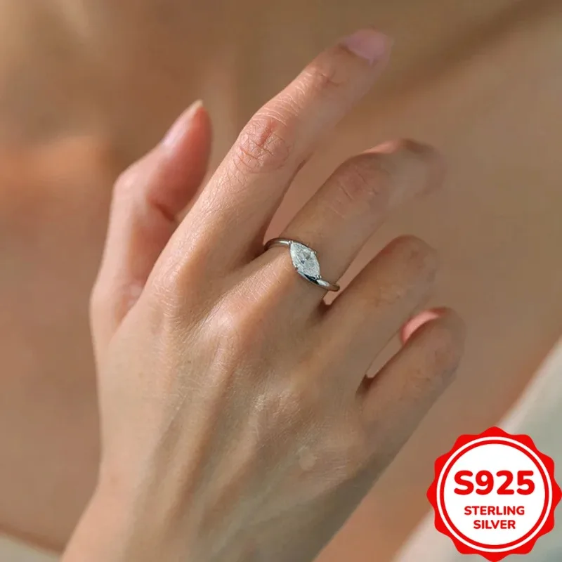 Genuine and Versatile Authentic S925 Silver French Marquise Cross Ladies Simple Ring