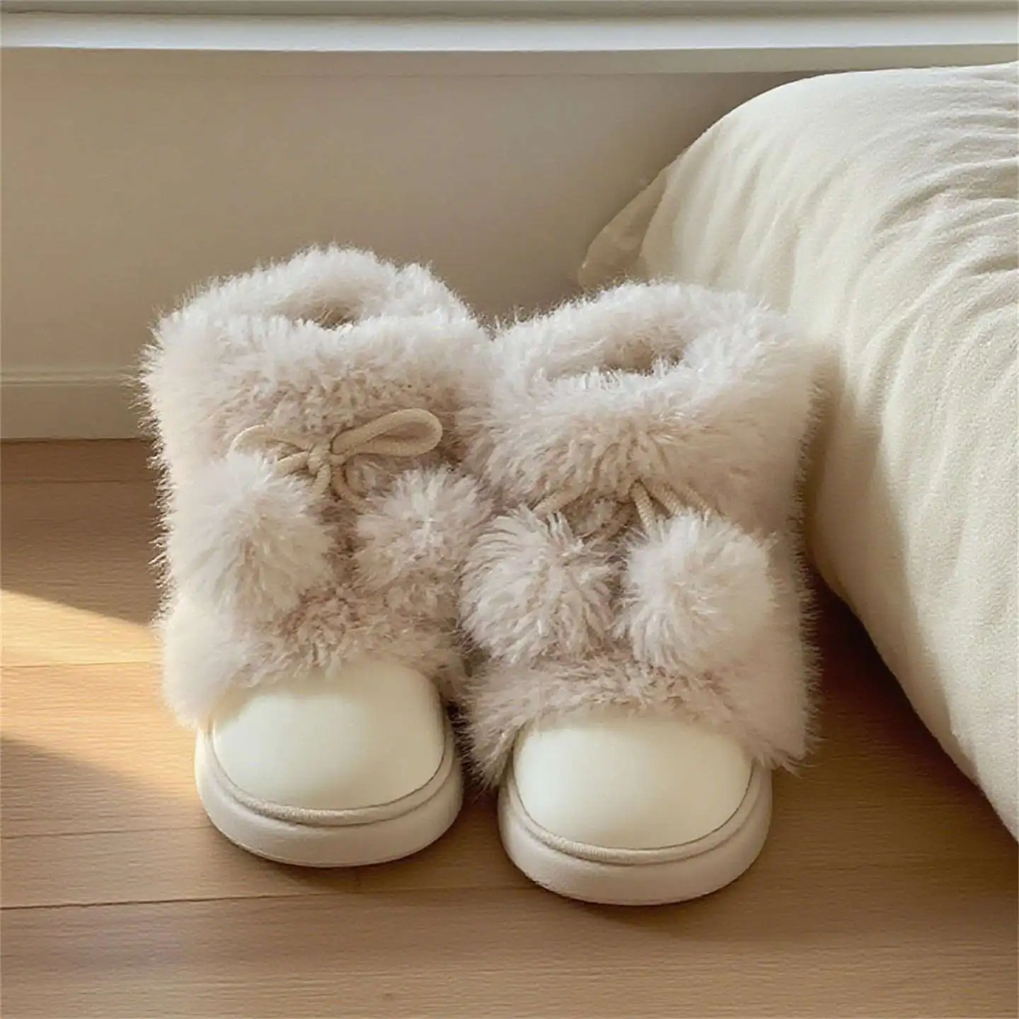 

Korean Style Furball Snow Boots 2026 Winter Plush Warm Short Boots Girls Sweet Thick Bottom Casual Boots Students Cotton Shoes