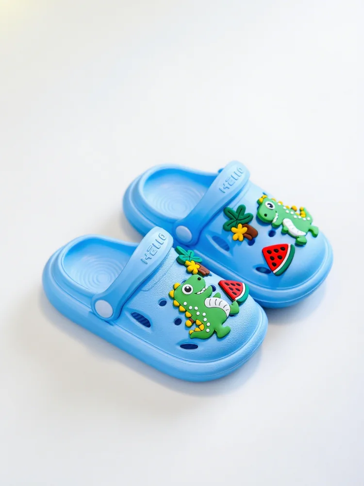 

Детская летняя прохладная и дышащая обувь с дырками для мальчиков и девочек можно носить тапочки внутри и снаружи.