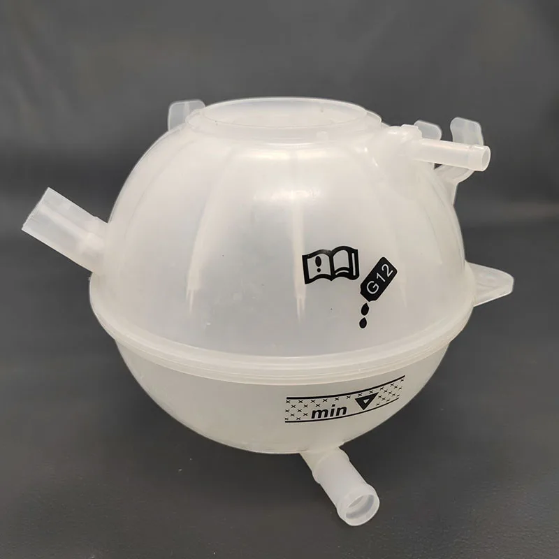 

For Volkswagen Sagitar Golf 6 Magotan Tiguan CC Passat Antifreeze Reservoir