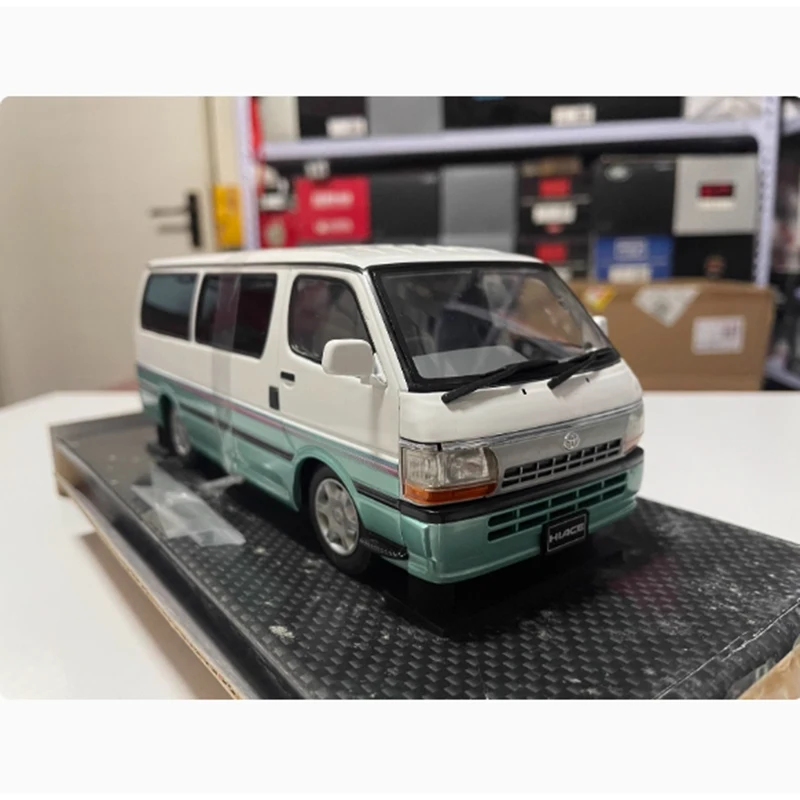 1:24 DISM HIACE Van 100 سلسلة سبيكة سيارة نموذج 18 سنتيمتر طول لعبة حلية جمع هدية