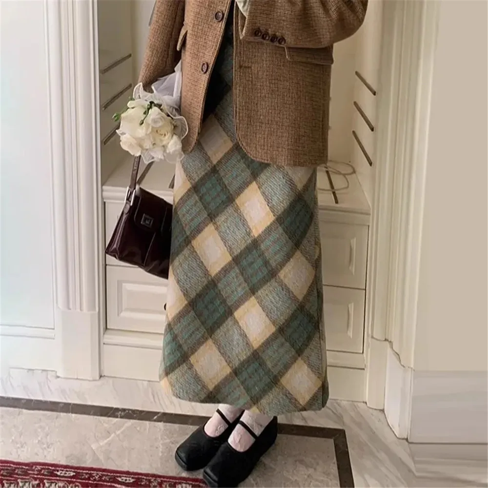 Green Woolen Slit Midi Skirts Women Vintage Plaid Autumn Winter Minimalist Design Elastic High Waist Elegant For Ladies Office