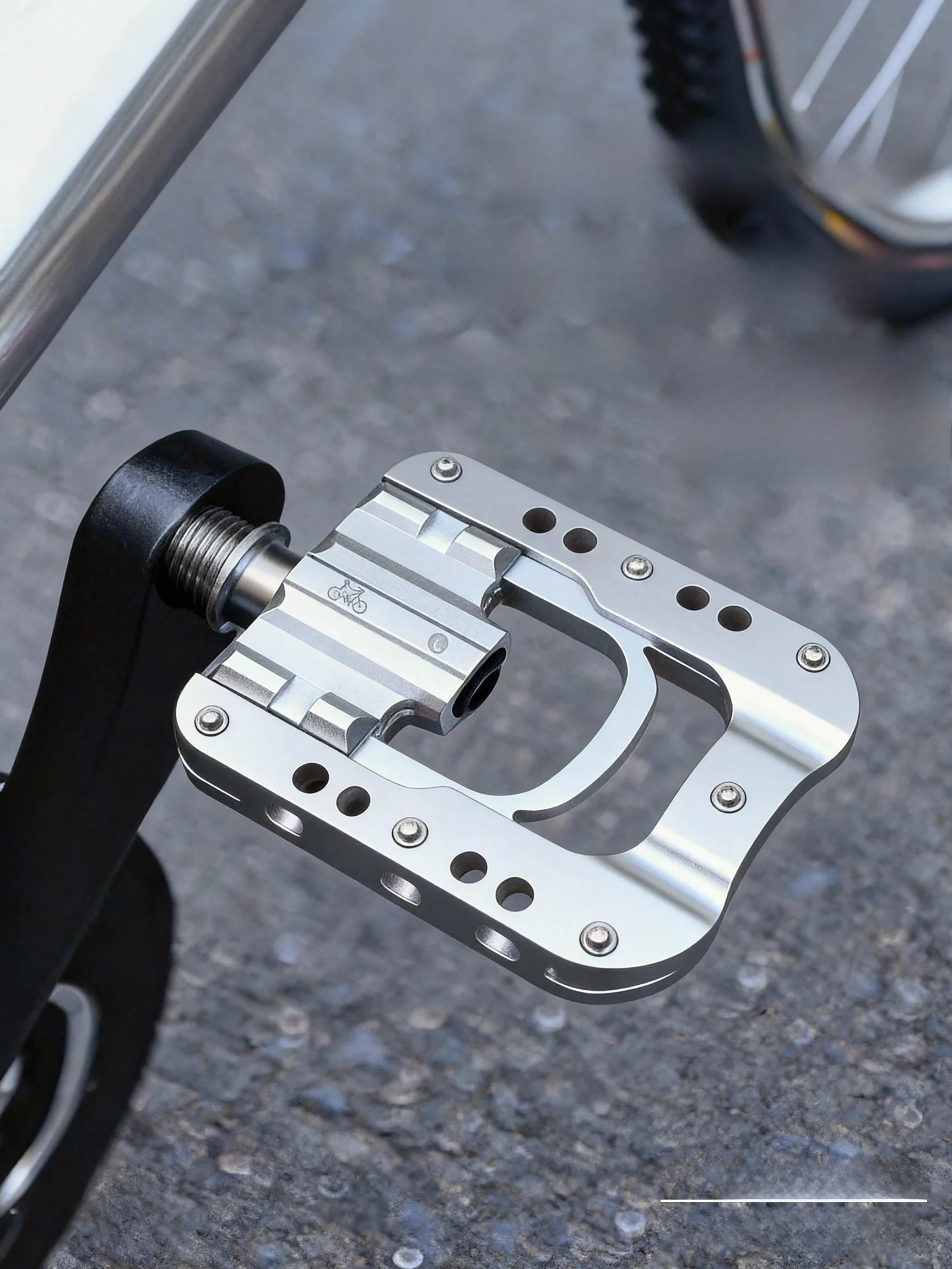 mountain-road-bike-pedals-with-three-grease-bearings-bicycle-accessories-pedal-fast-release-type-bearing-category