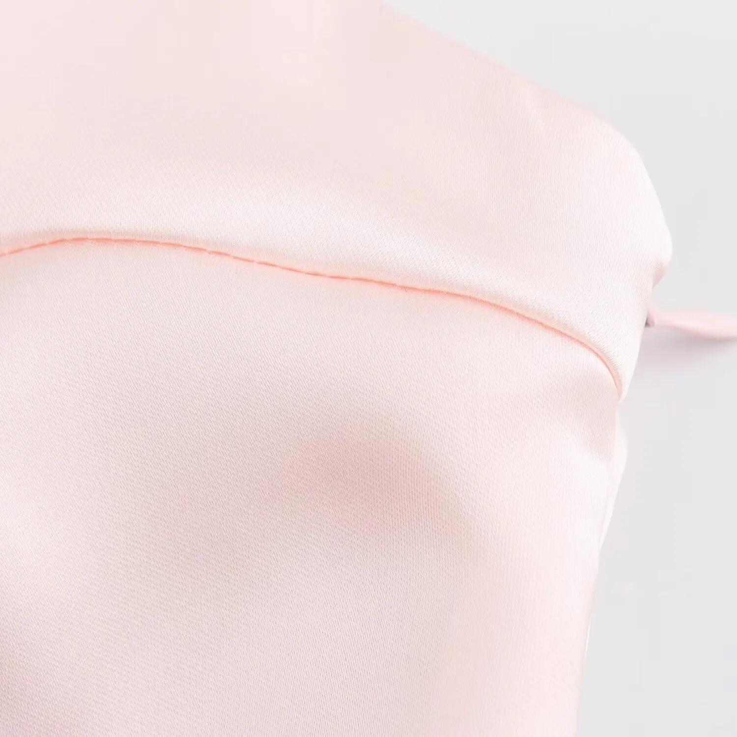 เดรสสายเดี่ยวสไตล์วินเทจชิคหวานๆ สำหรับผู้หญิง สีชมพูอ่อน ทรงเอไลน์สั้น แฟชั่นใหม่ ฤดูร้อน 2024 เดรสชายหาด