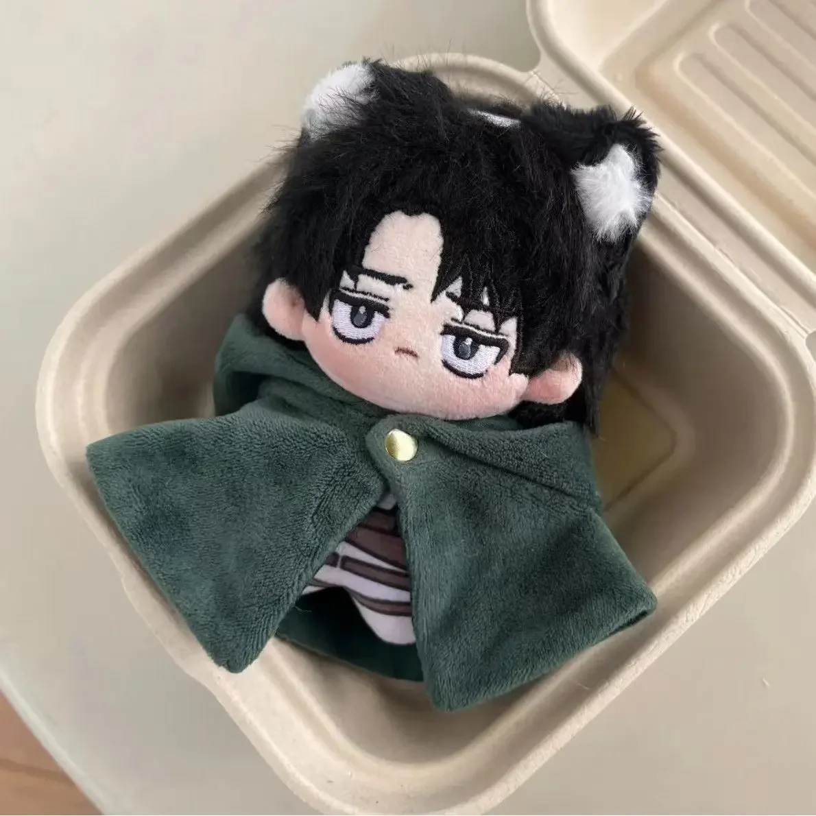 Farcito 10 cm Portachiavi Gioco Anime Attack Titan Fan Fiction Capitano Levi Corpo Peluche Bambola Giocattolo Morbido Vestire Cotone Regalo per bambini Xams