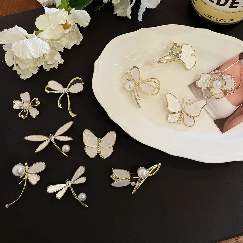 Natural Shell Dragonfly Shape Brooch Butterfly Brooches for Women High Grade Insect Brooch Pins Coat Accessories Animal Jewelry