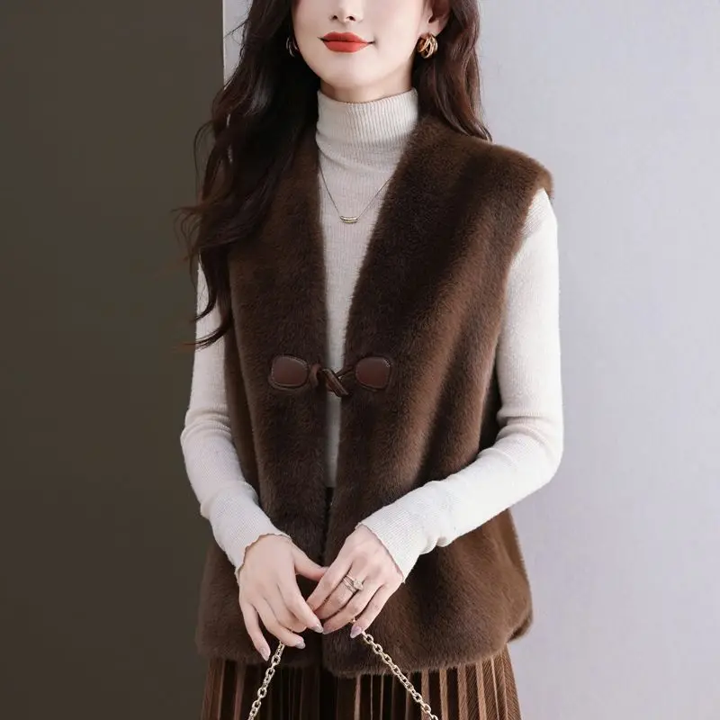 

High End fur Vest for Women in Autumn and Winter 2025 Solid Color New Style Imitation Mink Vest New Chinese Style Slim Shoulder