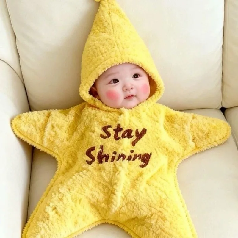 Cute star one-piece blanket soft and skin-friendly five-pointed star plush one-piece quilt