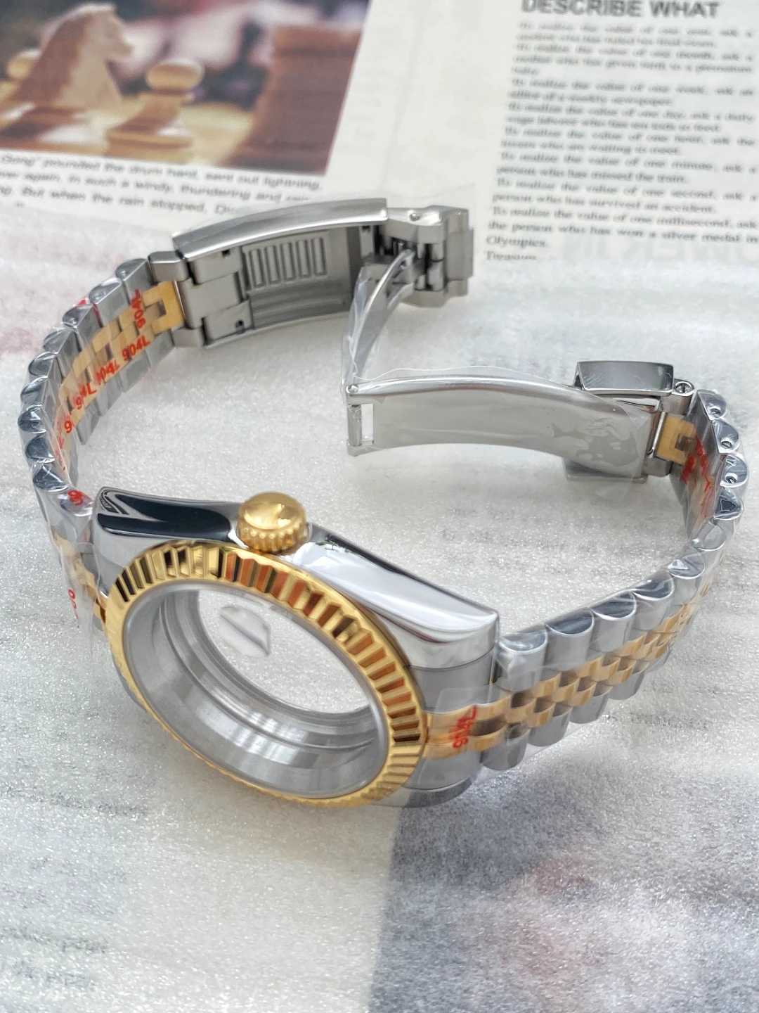 حلقة أسنان الكلب، غرفة خشبية، غرفة ذهبية، حزام ذهبي وردي، زجاج الياقوت مناسب لحركة NH35/36