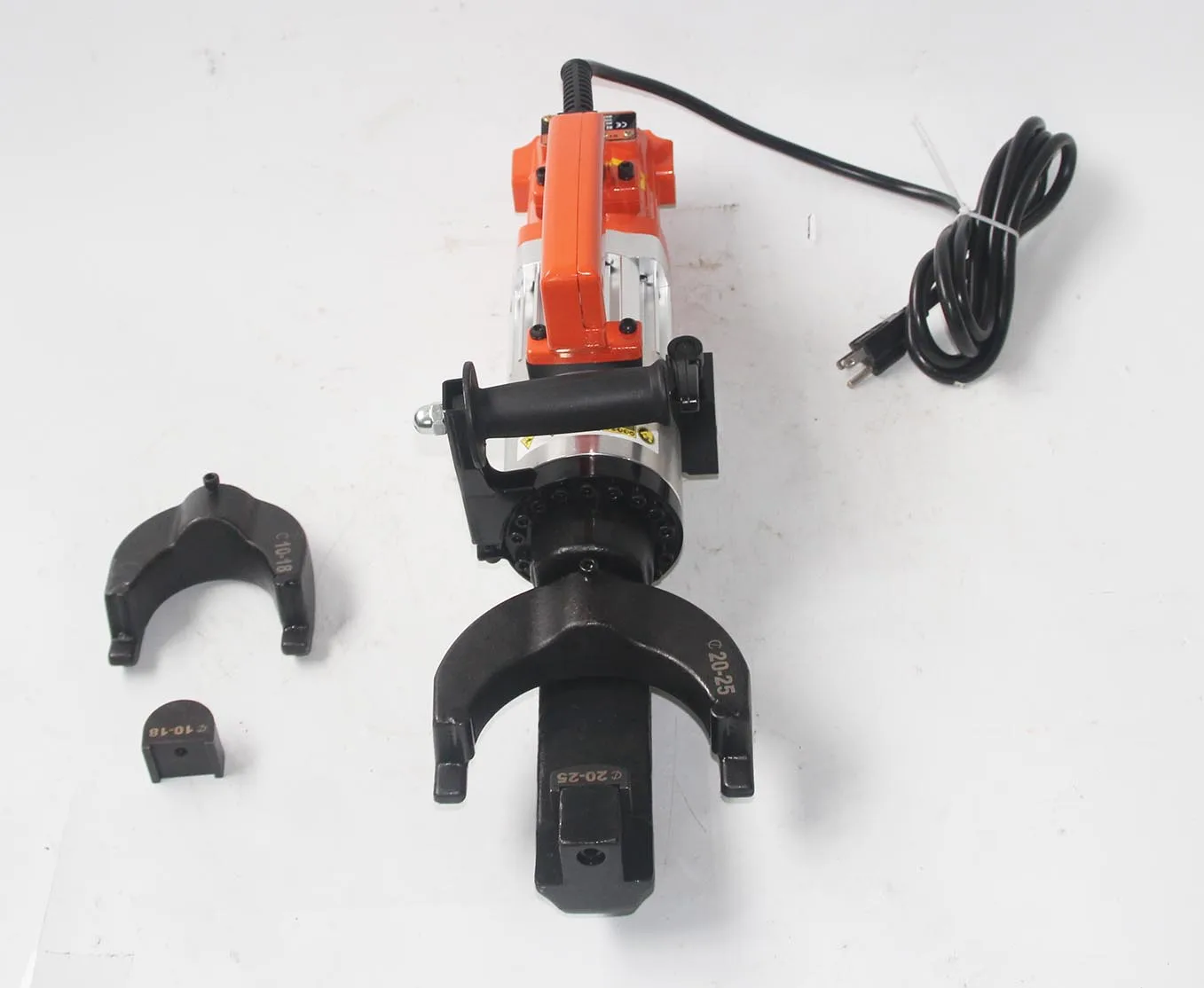 

1500W Portable Electric Rebar Bender Bending Up To 1 Inch #8 6-25mm Rebar Bending Angle 0-90 Degrees Hand Held Rebar Bender