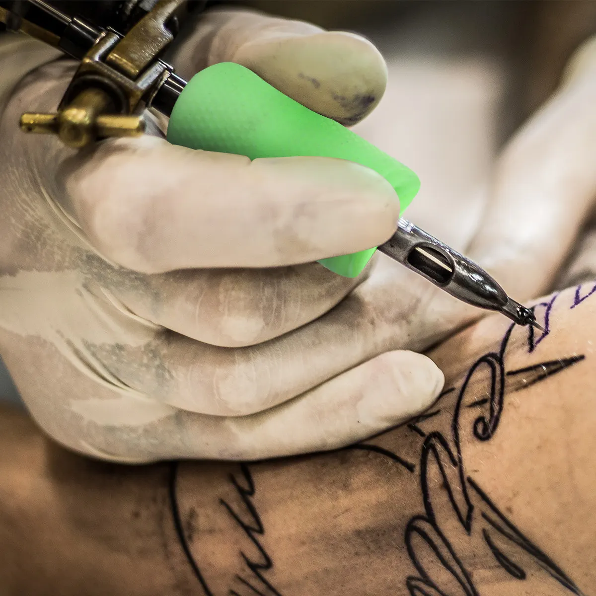 

Силиконовый чехол-накладка для рукоятки машинки, пищевой, противоскользящий, с вибропоглощением, для тату-машинок