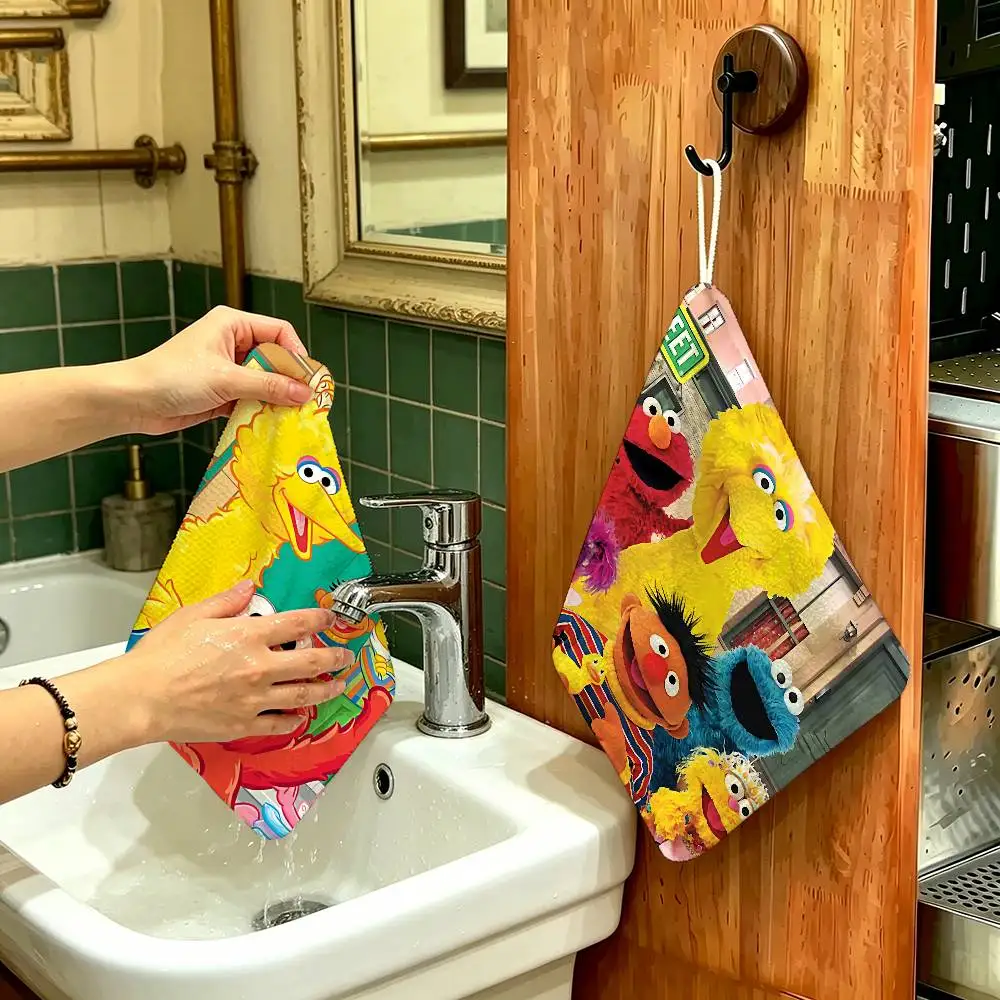 Classic TV S-Sesame S-Street Polyester Cotton Hand Wiping Towel, Hanging Towel, Quick Dry For Kitchen Bathroom Daily Supplies