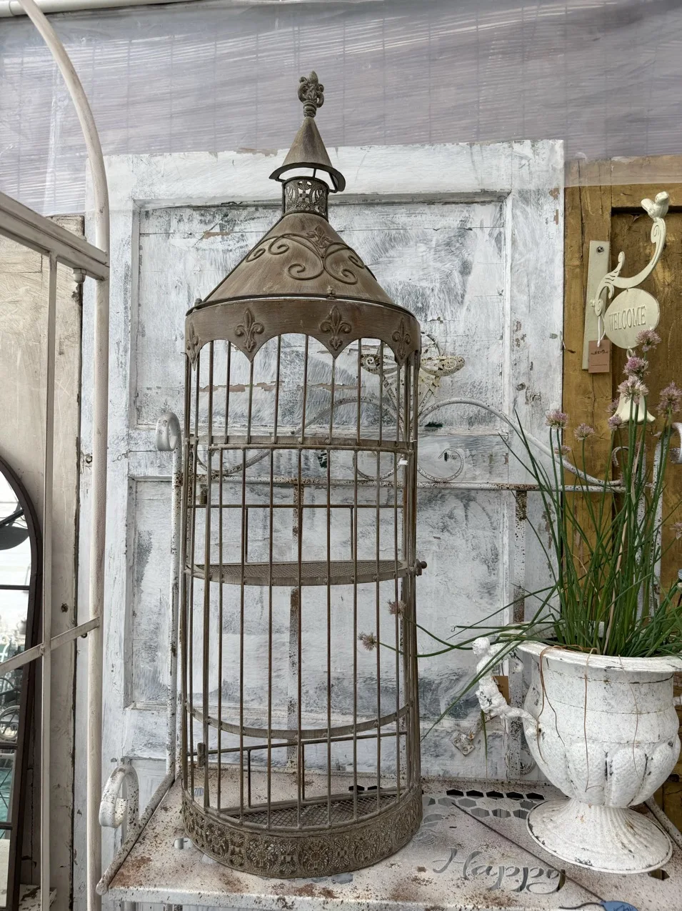 Vintage Decorative Bird Cage Display Stand, Metal Fleur-de-lis Design, 40.5