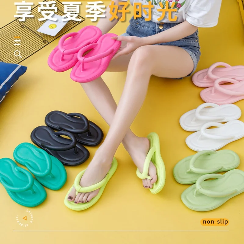 

2024 Mommy Summer Outer Wear Flat Flip-Flops Candy Colors Soft Sole Beach Girls Clip Toe Non-Slip Slippers Comfy Slide Sandals