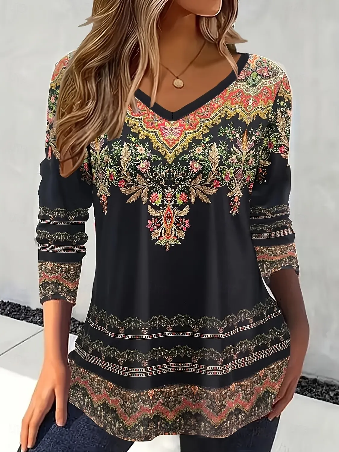 

Women's T-Shirts Floral Graphic Paisley Elegant Fashion Tees Long Sleeve T-shirts V-Neck Regular Tops Casual Pullover Fall