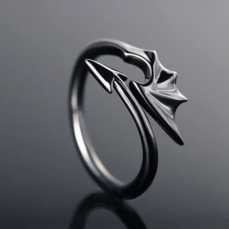 Black White Couple Paired Rings for Lovers Fashion Punk Finger  Gothic Evil Vampire Wings Arrow  Women's Jewelry