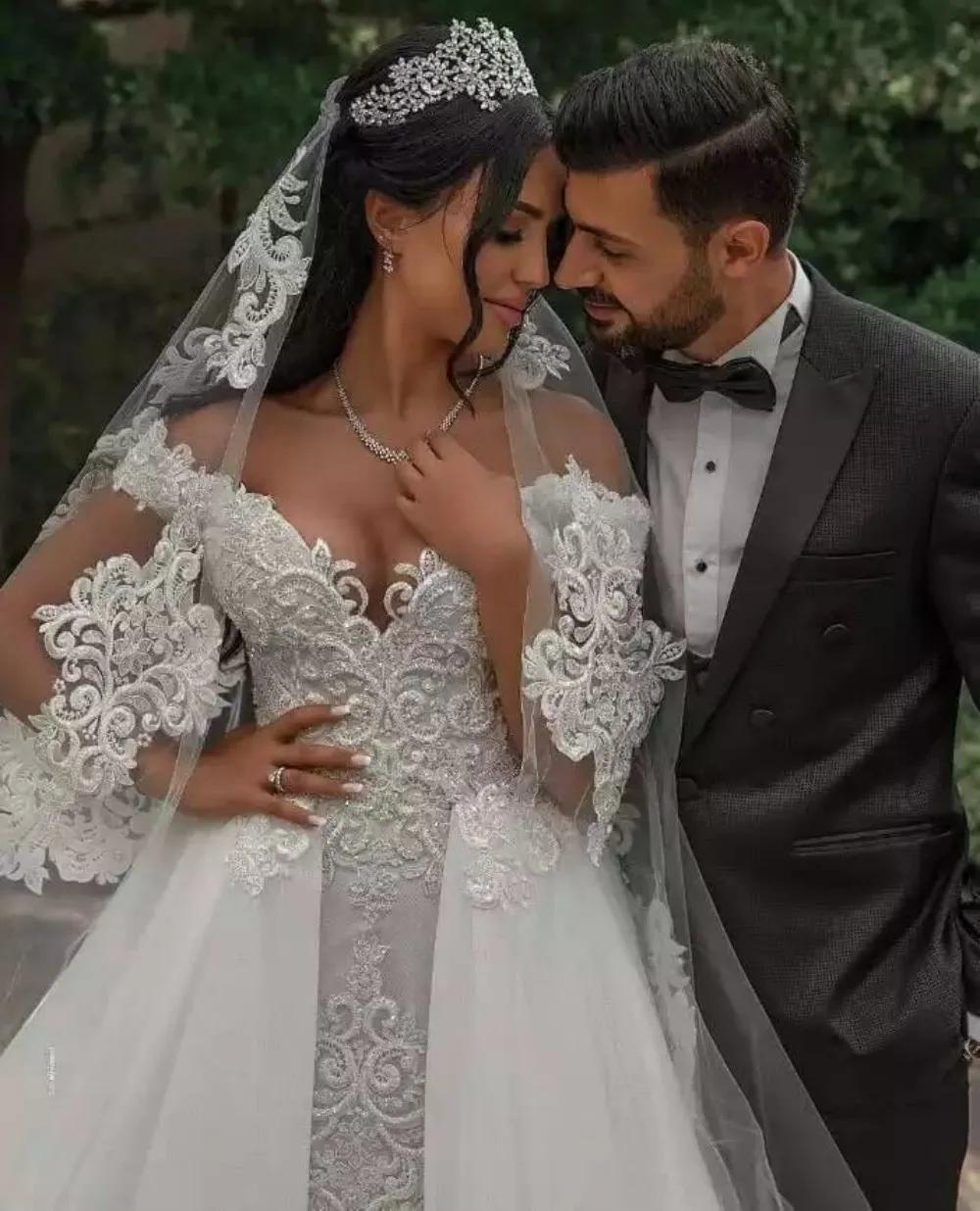 Rendas de luxo fora do ombro vestidos de casamento trem destacável vintage apliques dubai vestidos de noiva para a noiva robe de mariée 2023