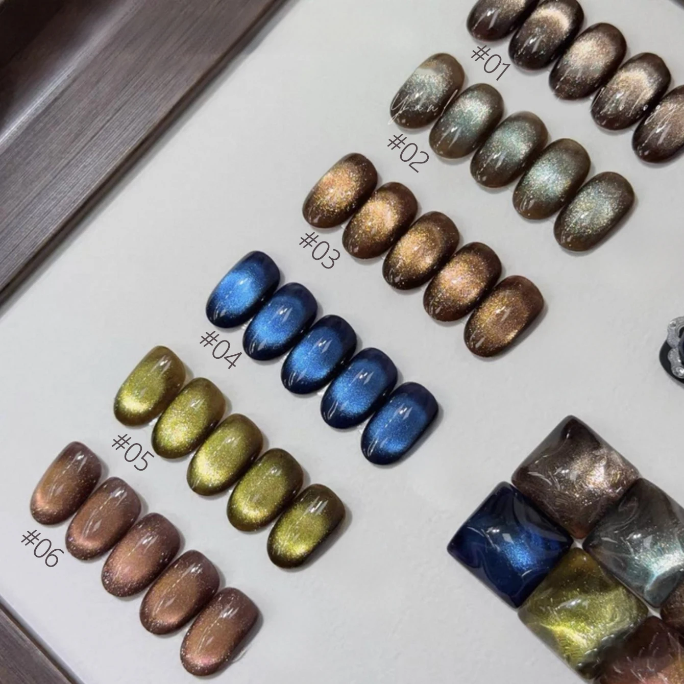 10ml 1個入り 茶室キャットアイ クリスマスネイルジェル ネイルアート 秋冬新作 コーヒーブラウンベース ブルーグリーン クリスマスネイルポリッシュジェル