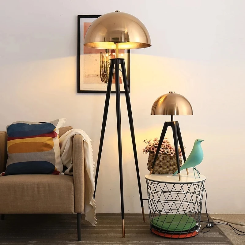 Nordic Modern Mushroom Head Floor Lamp Designer Electroplating Copper Home Decor LED Standing Light Living Bedroom Bedside Lamp