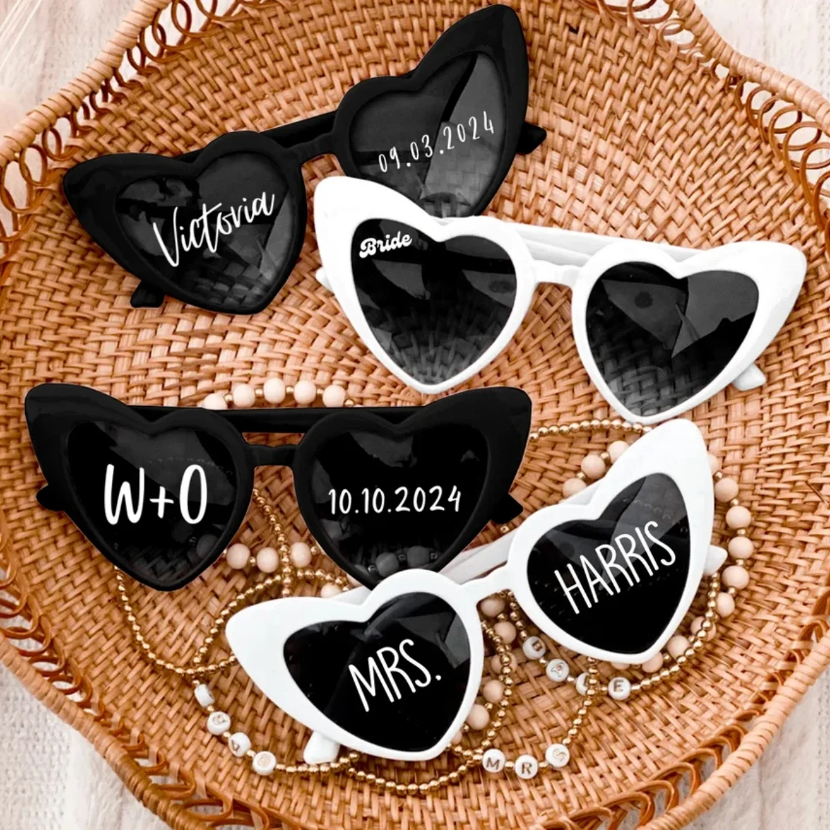 

10/20/30Pcs Beach Bridal Party Sunglass for Bride, Personalized Bachelorette Party Bridesmaid Gifts, Customized Team Bride Heart