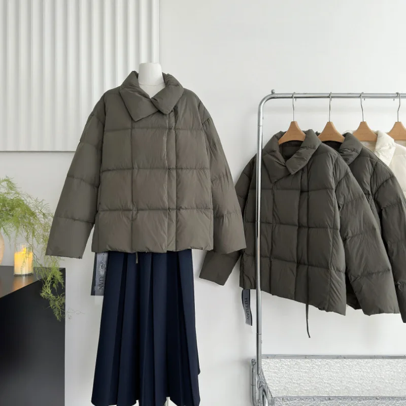 

New Winter Stand-up Neck Cotton Clothes Women's 2025 Fashion Loose Small Short Design Thickened Warm Jacket