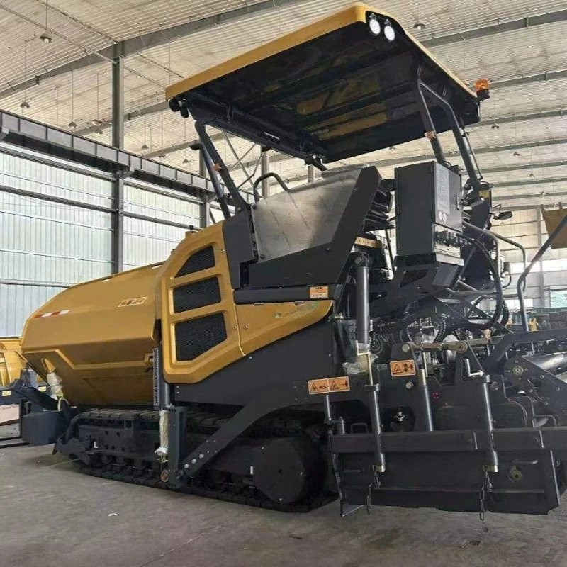 Paving Width Range 2.3-6 m Compact Tracked Paver RP605 Paver for Medium Scale Road Paving Projects