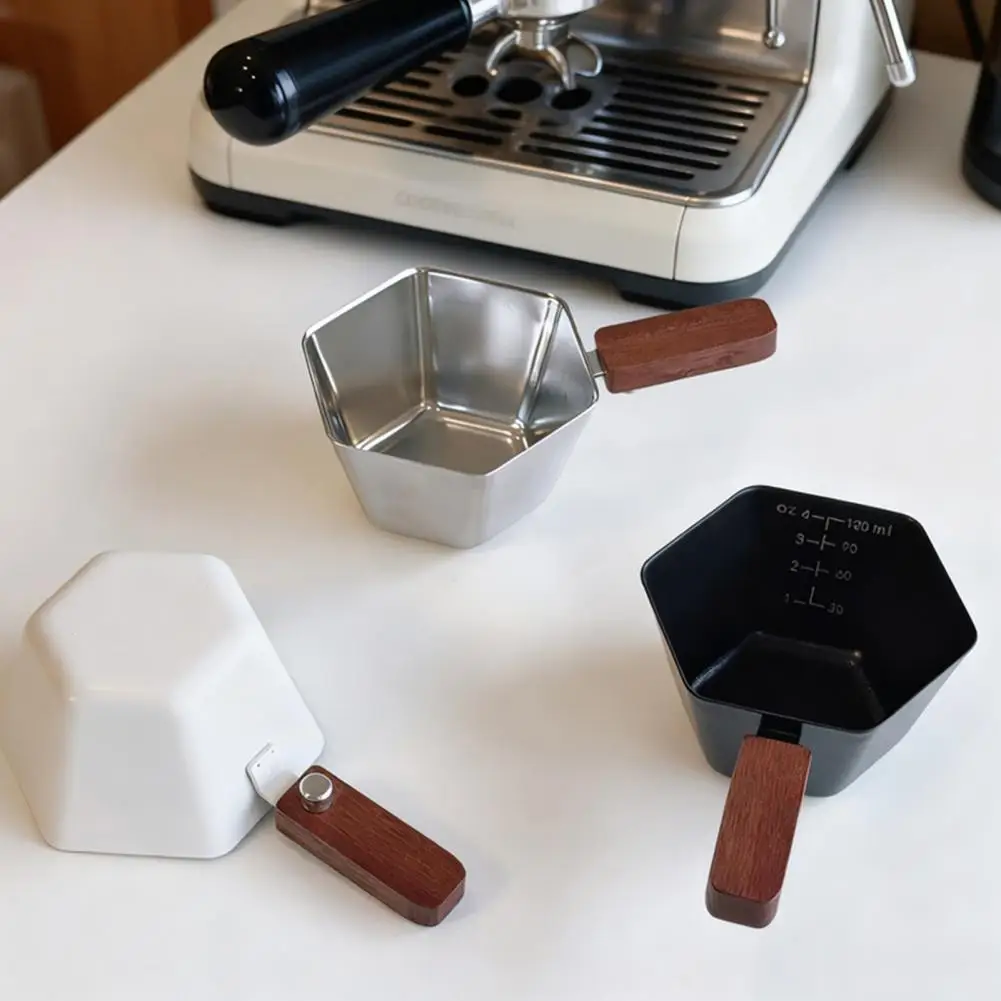 Coffee Measuring Cup with Handle Espresso Extraction Cup Stainless Steel Coffee Extracting Cup with Wooden Handle 150ml Espresso