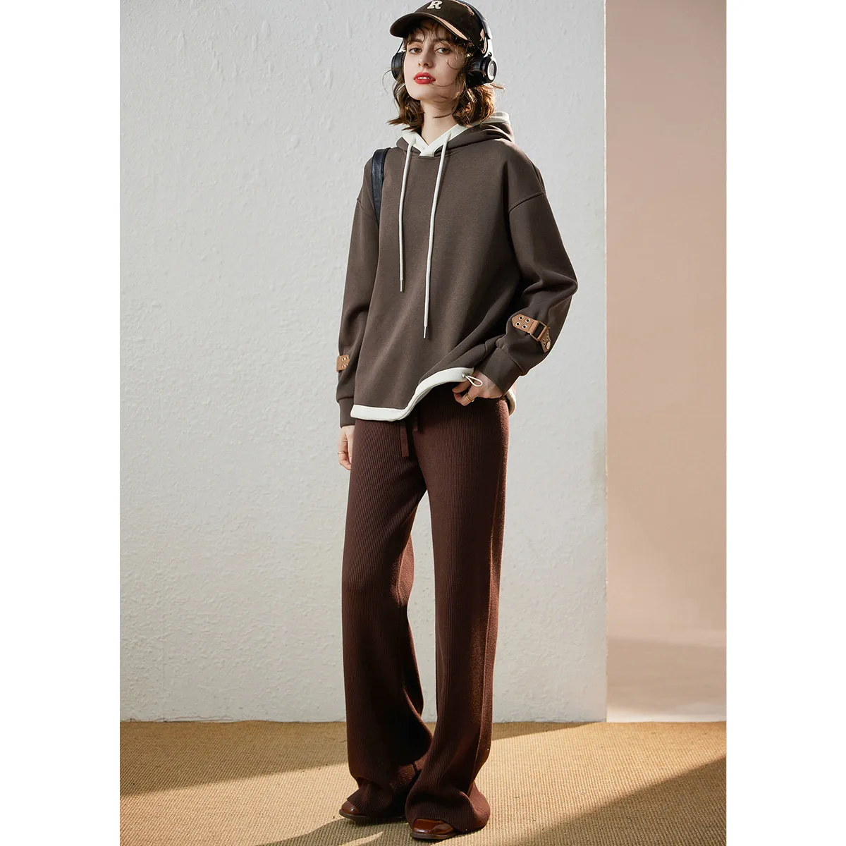 LOUIS YAO New Casual Thickened Fleece Women's Hoodies 2025 Winter Top Fashion Contrast Colors Cuffs Loose Long-Sleeve Sweatshirt