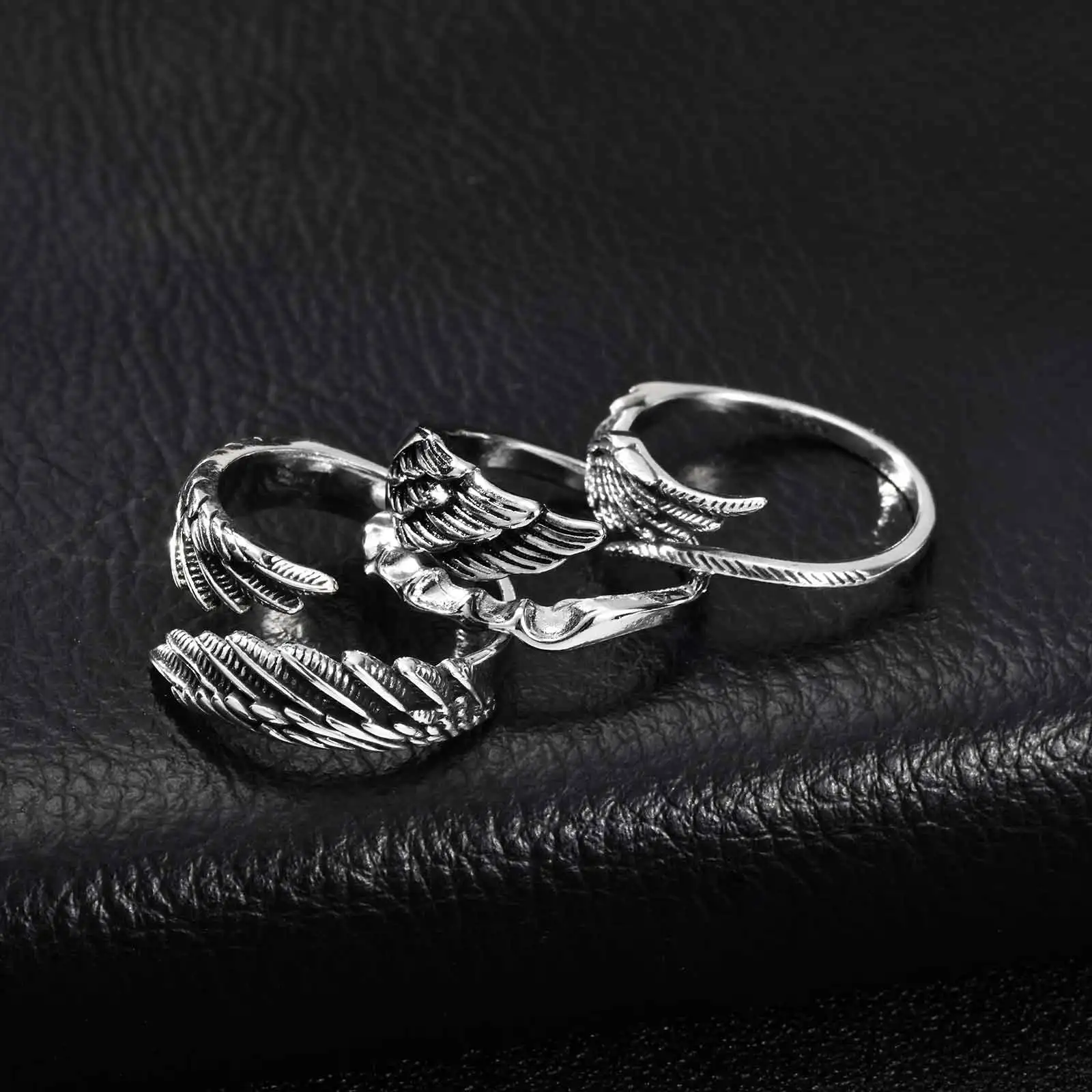 Retro kreativer Engelsflügel-Ring für Männer, silberfarbene offene Metallringe, Punk-Gothic-Schmuck, Accessoires, Geschenk